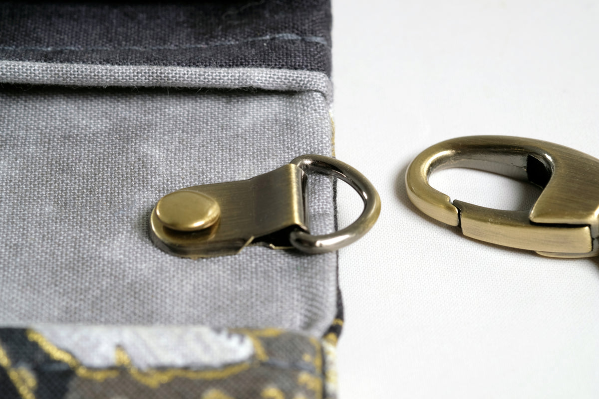 10pk Metal Strap Boot Corset Ring w/Rivets – zipperloft