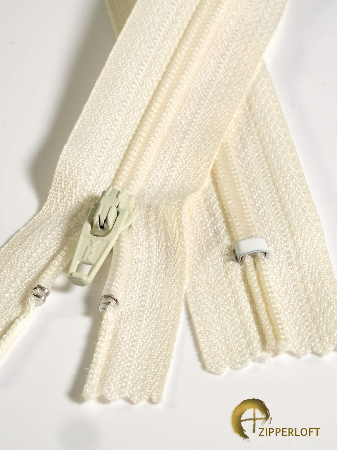YKK CF DA3 Enameled Sliders for #3 Coil – zipperloft
